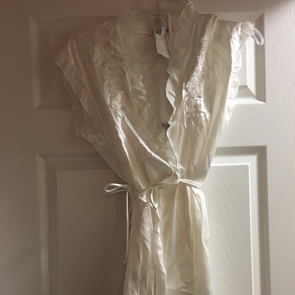 Linea donatella 3 piece lingerie set